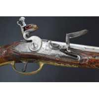 Handguns PAIRE DE LONGS PISTOLETS A SILEX PAR RENOIS VERS 1740 - France XVIIIe {PRODUCT_REFERENCE} - 7