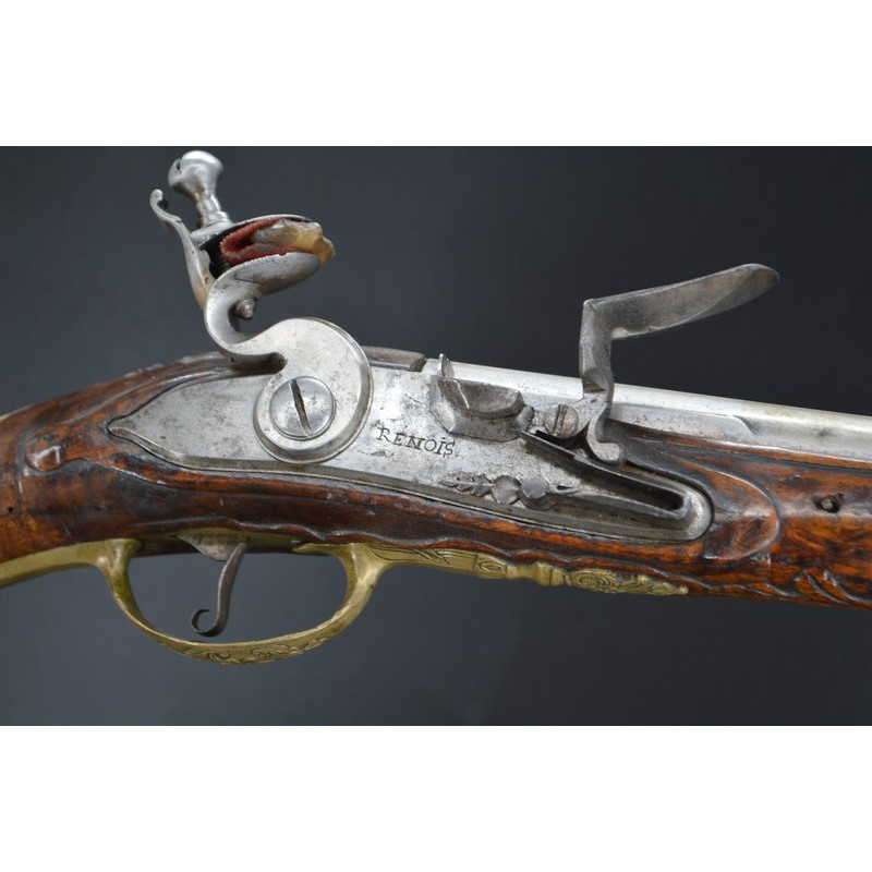 Handguns PAIRE DE LONGS PISTOLETS A SILEX PAR RENOIS VERS 1740 - France XVIIIe {PRODUCT_REFERENCE} - 7