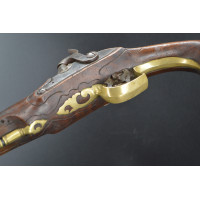 Armes de Poing PISTOLET DE VENNERIE à SILEX transformé PERCUSSION par LIECHERR, INCRUSTATIOON D'ARGENT {PRODUCT_REFERENCE} - 11