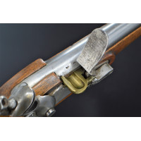 Armes de Poing PAIRE PISTOLETS à SILEX MILITAIRE GROSSE CAVALERIE AUTRICHIEN 1851 par G. BENTZ - AUTRICHE 19è {PRODUCT_REFERENCE