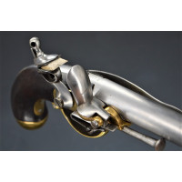 Archives  PISTOLET à SILEX TROUPE CAVALERIE Modèle 1777 Premier modèle Mre de St Etienne 1779 - France Ancien Régime {PRODUCT_RE