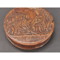 Divers BOITE EN BUIS SCULPTEE DE FAIT HISTORIQUE  - FRANCE XIXè {PRODUCT_REFERENCE} - 2