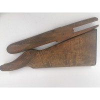 Pièces détachées en ligne Crosse FUSIL DARNE modèle R ou CHARLIN  modèle D Monture en Noyer années 1970 Cal 16 ou 12- France XXè