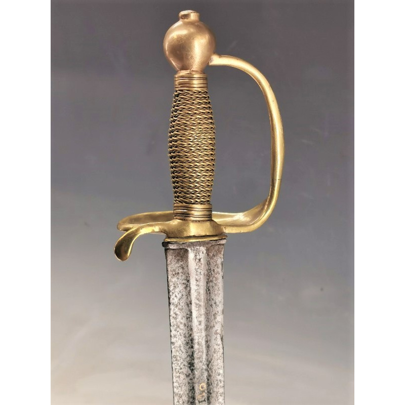 Armes Blanches FORTE EPEE DE CAVALERIE MODELE 1680 VERS 1700 / 1720 - FRANCE ENCIENNE MONARCHIE {PRODUCT_REFERENCE} - 2