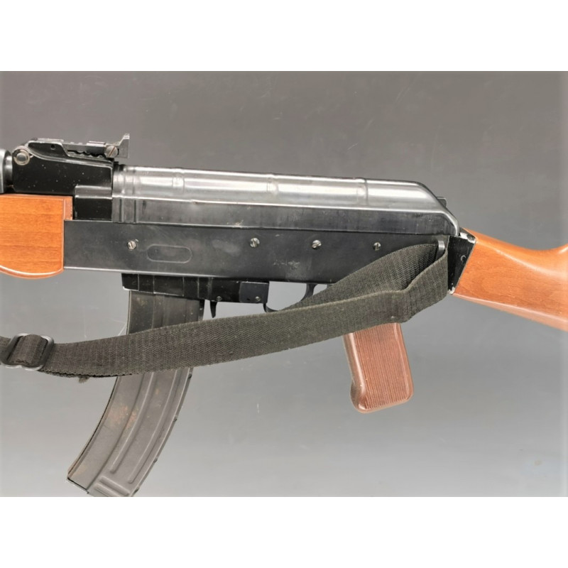 CARABINE ARMY JAGER AP 80 par ADLER Mod AP80 CALIBRE 22LR ITALIE XXè