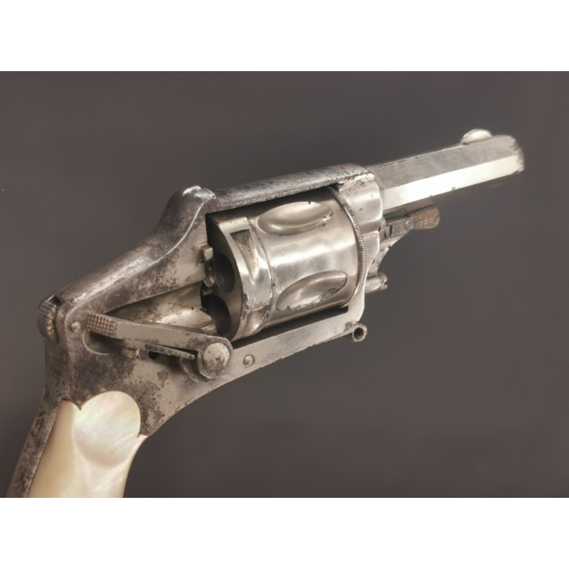 Handguns REVOLVER HAMERLESS DOUBLE ACTION NACRE Calibre 8mm PN - Espagne 19è {PRODUCT_REFERENCE} - 6