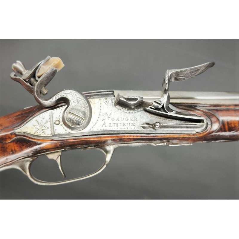 Handguns LONG PISTOLET A SILEX  Signé MAUGER  - FRANCE XVIIIè {PRODUCT_REFERENCE} - 9