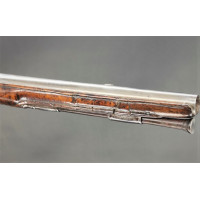 Armes de Poing LONG PISTOLET A SILEX  Signé MAUGER à LISIEUX - FRANCE Ancienne Monarchie - Louis XV {PRODUCT_REFERENCE} - 10