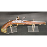 Armes et Objets de Marine PISTOLET OFFICIER DE MARINE à Silex Signé JOSEPH DUMAREST à ST ETIENNE - Louis XVI - France Ancienne M