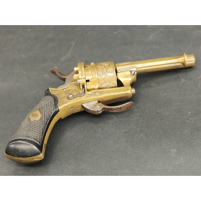 Armes de Poing REVOLVER 7mm à Broches en LAITON Gravé - FRANCE XIXè {PRODUCT_REFERENCE} - 2