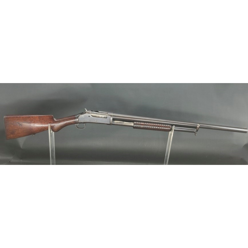 Armes Longues FUSIL WINCHESTER A POMPE SHOOTGUN MODELE 1893 de 1894 POUDRE NOIRE CALIBRE 12/65 - USA XIXè {PRODUCT_REFERENCE} - 