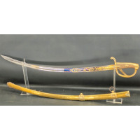 Armes Blanches SABRE DU LIEUTENANT ARNAUD RONGE au  8è CHASSEURS à CHEVAL DE LA GARDE IMPERIALE EN 1809  - FRANCE PREMIER EMPIRE
