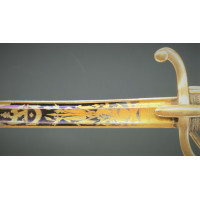 Armes Blanches SABRE DU LIEUTENANT ARNAUD RONGE au  8è CHASSEURS à CHEVAL DE LA GARDE IMPERIALE EN 1809  - FRANCE PREMIER EMPIRE