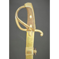 Armes de luxe d'honneur ou récompense SABRE DU LIEUTENANT ARNAUD ROGE au  8è CHASSEURS à CHEVAL DE LA GARDE IMPERIALE EN 1809  -