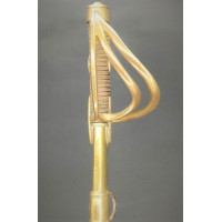 Souvenirs Historiques SABRE DU LIEUTENANT ARNAUD ROGE au  8è CHASSEURS à CHEVAL DE LA GARDE IMPERIALE EN 1809  - FRANCE PREMIER 
