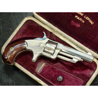 Armes de Poing REVOLVER WESSON & HARRINGTON 1871 N°2 Calibre 22RF en Coffret H. Fauré LEPAGE PARIS - USA XIXé {PRODUCT_REFERENCE