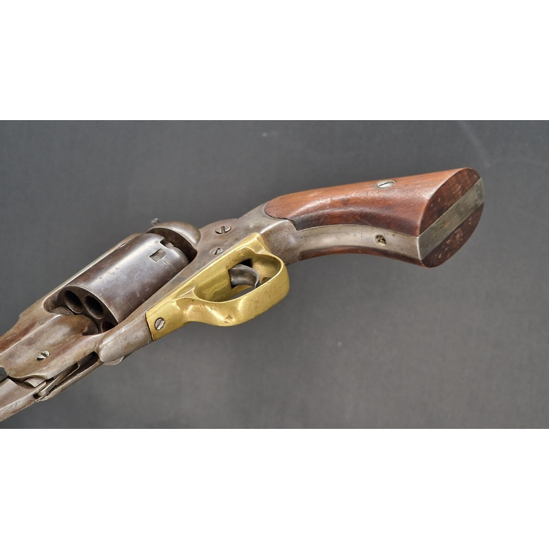 Armes de Poing REVOLVER REMINGTON OLD MODEL NAVY 1861 à PERCUSSION CALIBRE 36 PN de 1862 à 8000Ex - USA XIXè {PRODUCT_REFERENCE}