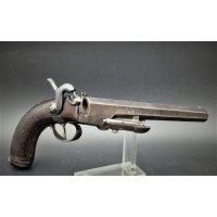 Armes de Poing PISTOLET D' OFFICIER à CARTOUCHE PAPIER  INVENTION   LEPAGE   ARQUEBUSIER DU ROI   -  France XIXè {PRODUCT_REFERE
