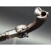 Armes de Poing PISTOLET D' OFFICIER à CARTOUCHE PAPIER  INVENTION   LEPAGE   ARQUEBUSIER DU ROI   -  France XIXè {PRODUCT_REFERE