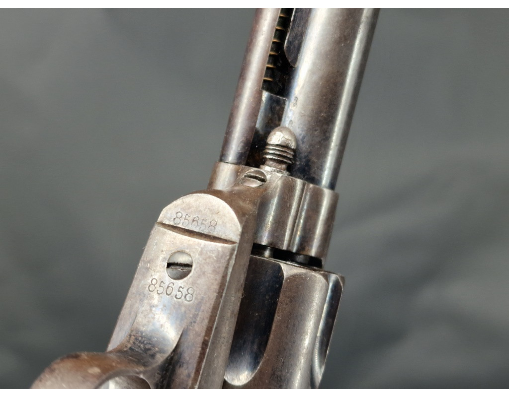 Handguns REVOLVER COLT SAA SINGLE ACTION ARMY MODEL 1873 CAVALERIE Calibre 455 Anglais de 1883 - USA XIXè {PRODUCT_REFERENCE} - 