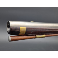 Archives  LONG PISTOLET A SILEX Modèle REGLEMENTAIRE 1743 -45 PIERRE GIRARD SAINT ETIENNE 1746 HUSSARD BRETONS 55cm - France Lou