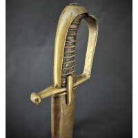 Armes Blanches SABRE DES HUSSARDS  Modèle 1776 - An IV de 1793 à 1799 Troupe Cavalerie  -  France Révolution Premier Empire {PRO
