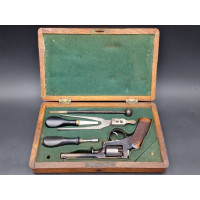 Armes de Poing REVOLVER en Coffret  DEANE ADAMS  Modèle 1851   Calibre 31  7.5mm  -  Angleterre  XIXè {PRODUCT_REFERENCE} - 1