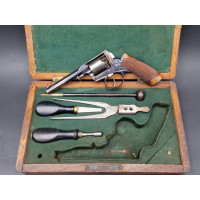 Armes de Poing REVOLVER en Coffret  DEANE ADAMS  Modèle 1851   Calibre 31  7.5mm  -  Angleterre  XIXè {PRODUCT_REFERENCE} - 2