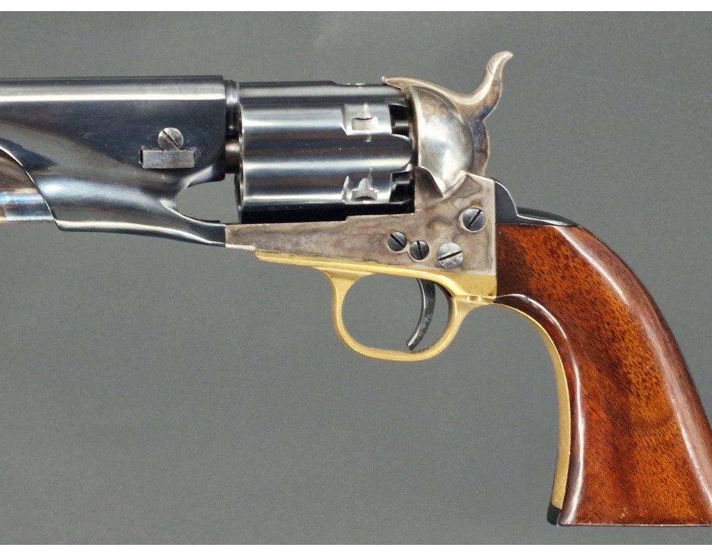 Handguns REVOLVER COLT ARMY 1860 FLUTED  8 pouces  CALIBRE 44 par UBERTI - ITALIE XXè {PRODUCT_REFERENCE} - 4