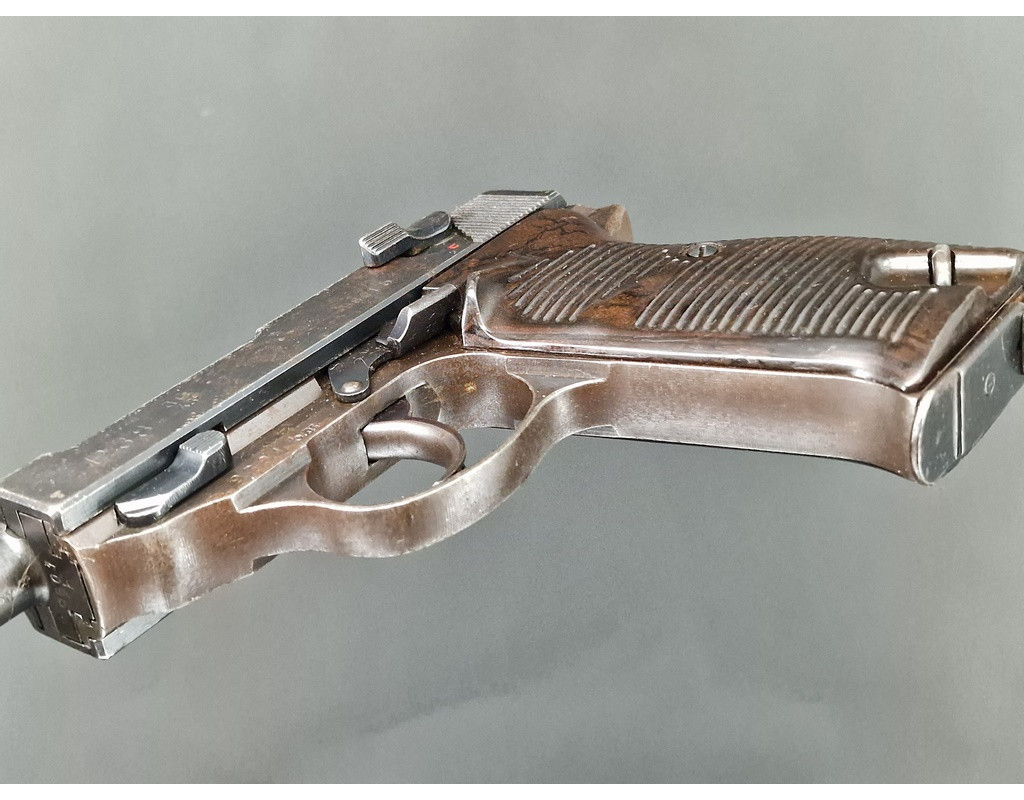 PISTOLET WW2 WALTHER P38 AC43 2tons Calibre 9mm Para Allemagne s... État Très bon Epoque 2eme