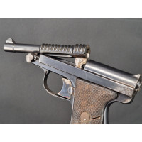 Armes Catégorie B PISTOLET OFFICIER WW2 DOUBLE ACTION   LE FRANCAIS TYPE ARMEE  1931  CALIBRE 9 browning LONG  MANUFRANCE {PRODU
