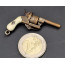 MINUSCULE REVOLVER A BROCHE CALIBRE 2MM EN BRONZE DE  BIJOUTIER  VERS 1870  -  FRANCE XIXè