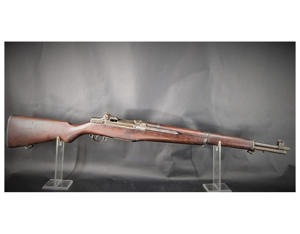 Trouver Une Carabine Us M1 D époque FUSIL WW2 GARAND M1 SPRINGFIELD ARMORY de Novembre 1943 Calibre 30.... État  Très bon Epoque 2eme GM Pays U.S.A. Sous catégorie Reglo Etranger  Classification Categorie C