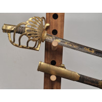 Armes Blanches SABRE OFFICIER DES TROUPES A CHEVAL CONSULAT DIRECTOIRE MANUFACTURE NATIONALE DU KLINGENTHAL 1800-1804 FRANCE 1er