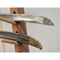 Armes Blanches FORT SABRE D' OFFICIER SUPERIEUR REVOLUTIONNAIRE A L' EFFIGIE DE LAFAYETTE  -  FRANCE Révolution {PRODUCT_REFEREN