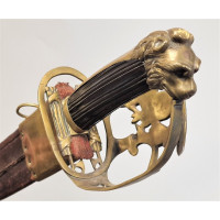 Armes Blanches FORT SABRE D' OFFICIER SUPERIEUR REVOLUTIONNAIRE A L' EFFIGIE DE LAFAYETTE  -  FRANCE Révolution {PRODUCT_REFEREN