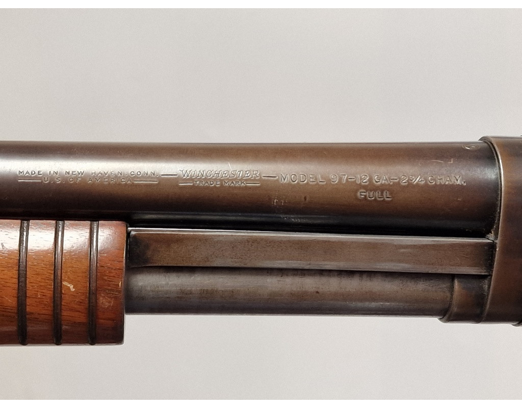 Armes Longues WINCHESTER 1897 TARDIF   FUSIL de CHASSE à POMPE   TAKEDOWN SHOTGUN   Calibre 12/70  de 1955  -  USA 19è {PRODUCT_